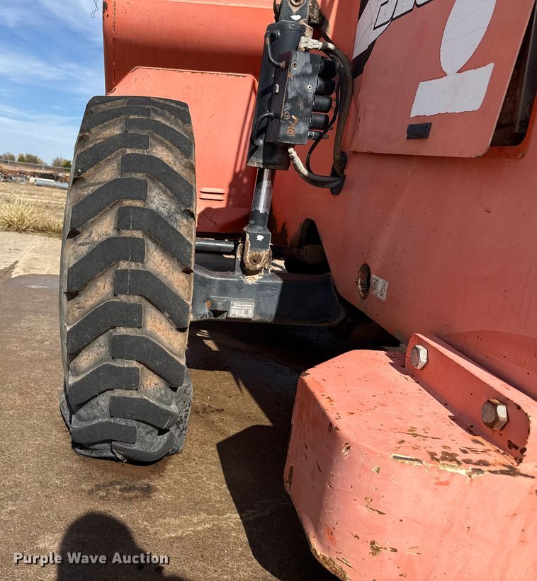 image for item EP0895 2005 Skytrak 6042 telehandler