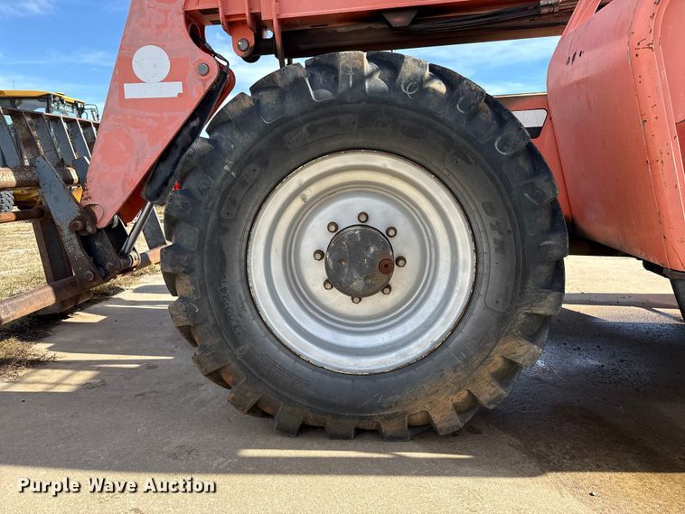 image for item EP0895 2005 Skytrak 6042 telehandler