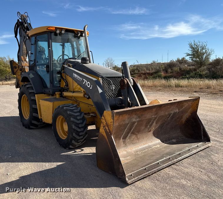 RETROEXCAVADORA 2009 JOHN DEERE 710J