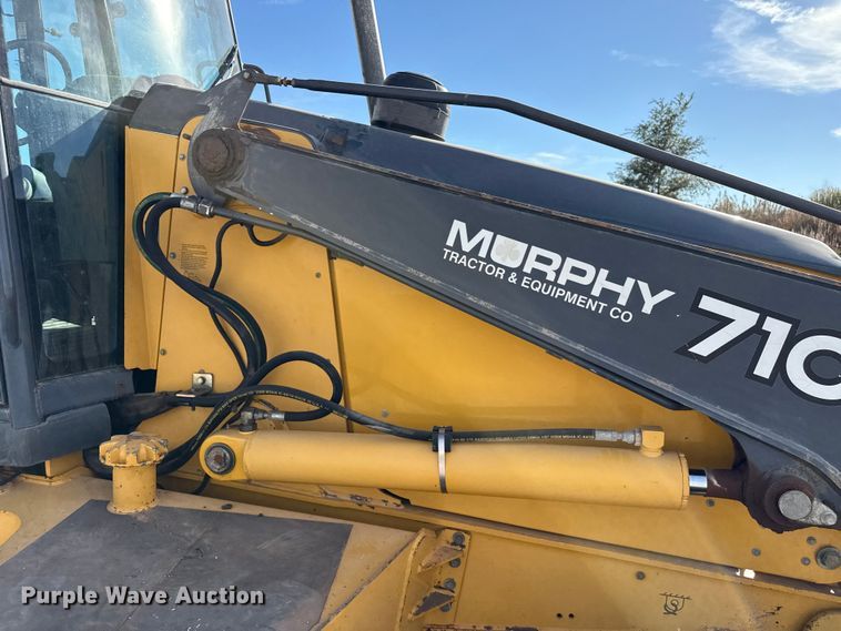 image for item EP0900 2009 John Deere 710J backhoe