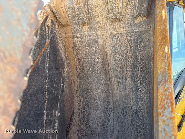 image for item EP0900 2009 John Deere 710J backhoe