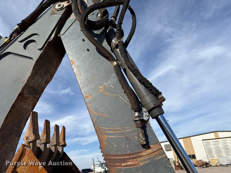 image for item EP0900 2009 John Deere 710J backhoe