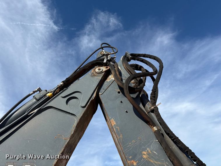 image for item EP0900 2009 John Deere 710J backhoe