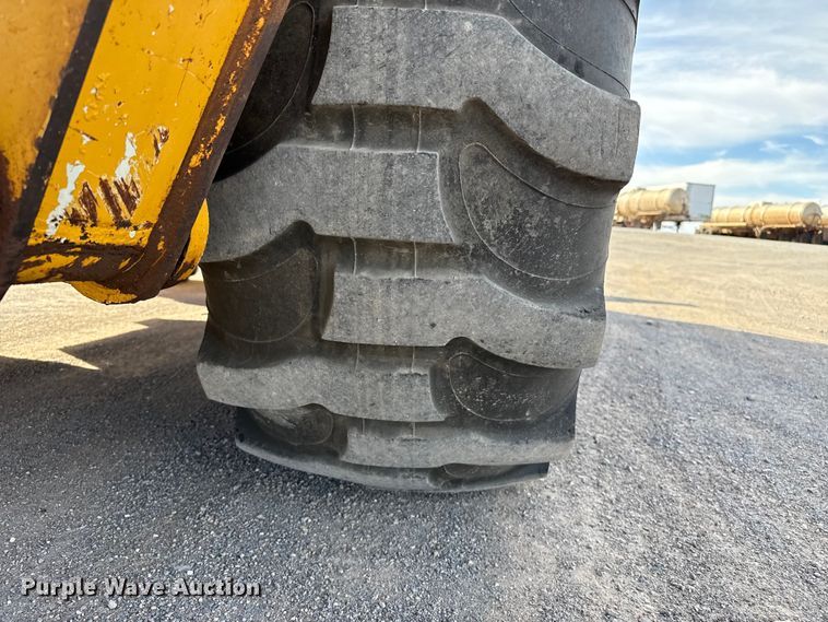 image for item EP0900 2009 John Deere 710J backhoe