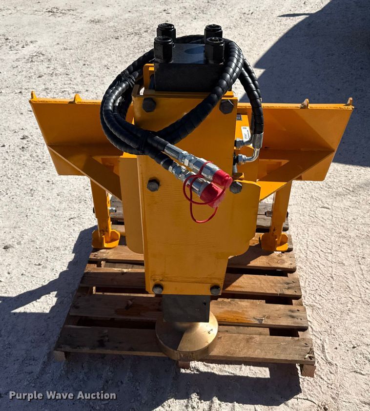 image for item EP0947 AGT AD680 skid steer post driver