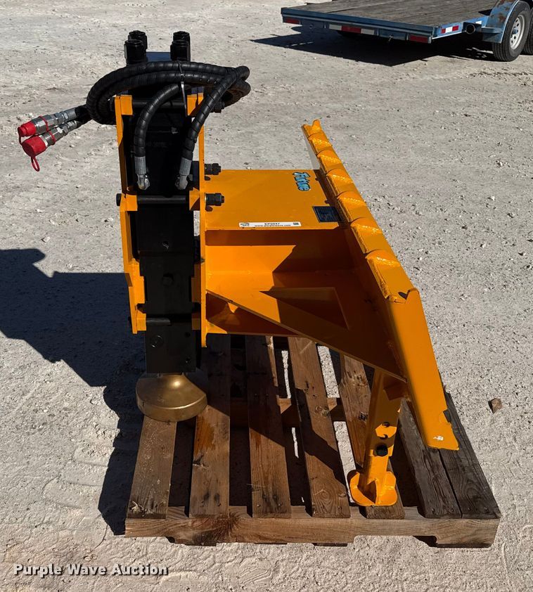 image for item EP0947 AGT AD680 skid steer post driver