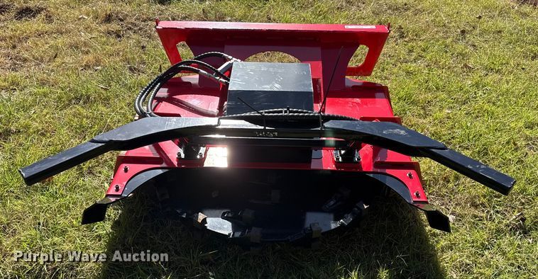 image for item EP0949 2025 GIYI GYX-DM43 skid steer disc mulcher