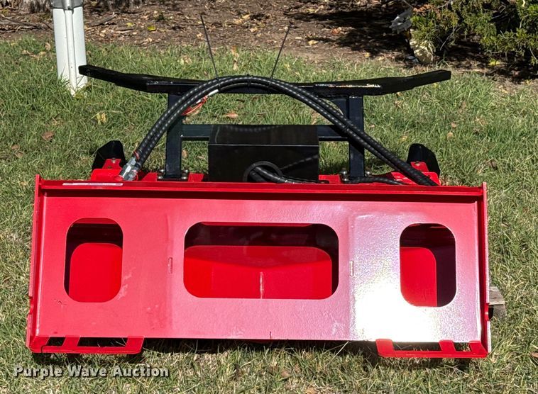 image for item EP0949 2025 GIYI GYX-DM43 skid steer disc mulcher