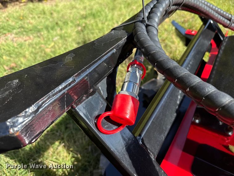 image for item EP0949 2025 GIYI GYX-DM43 skid steer disc mulcher