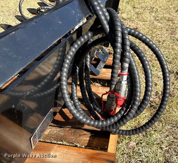 image for item EP0956 2024 GIYI GYD-LLJ skid steer hedge trimmer