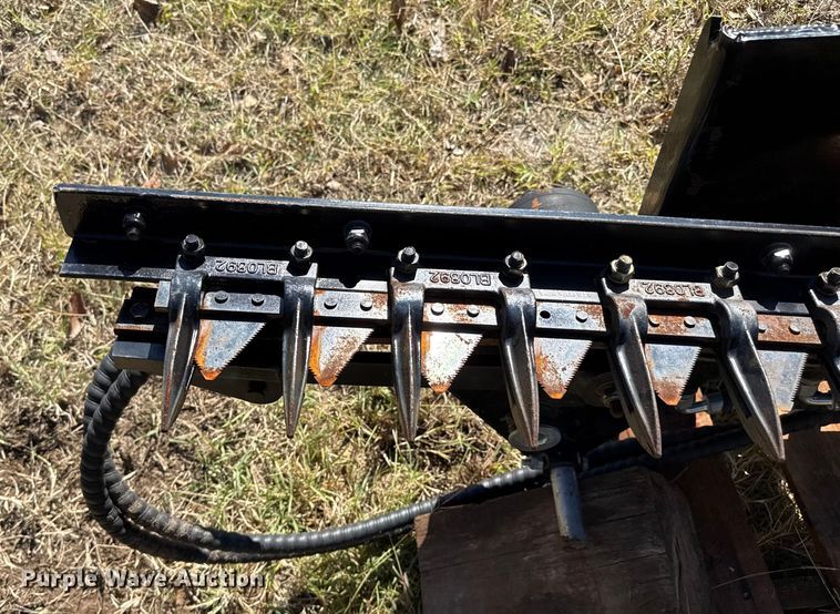 image for item EP0956 2024 GIYI GYD-LLJ skid steer hedge trimmer