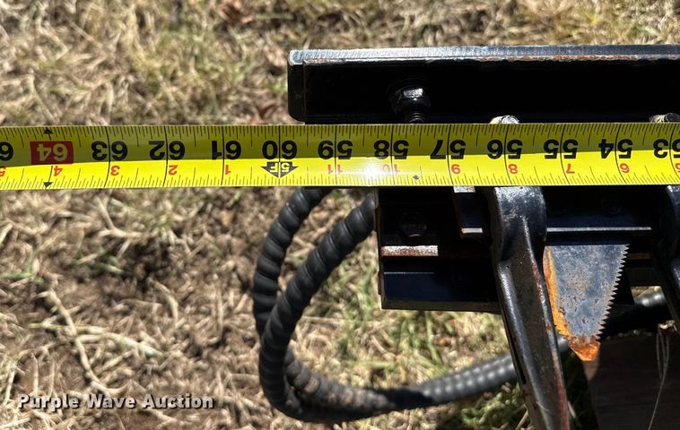 image for item EP0956 2024 GIYI GYD-LLJ skid steer hedge trimmer