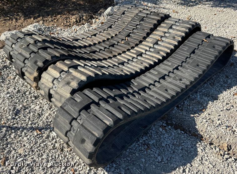 image for item ER0025 (2) sets of tracks