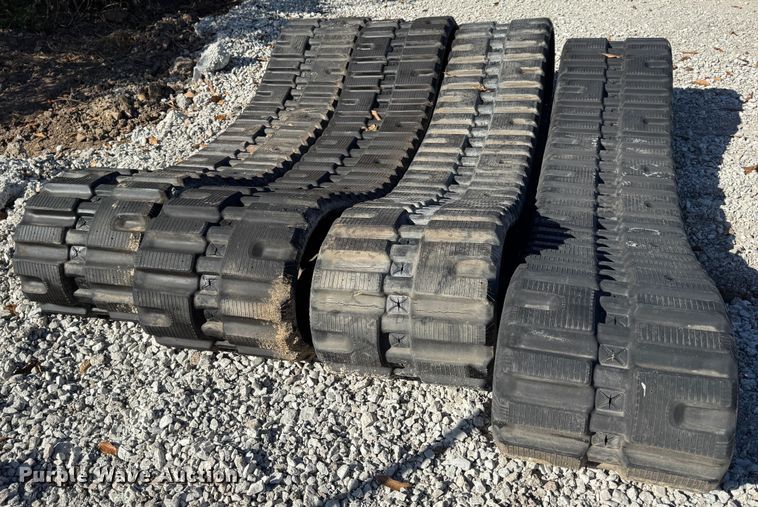 image for item ER0025 (2) sets of tracks