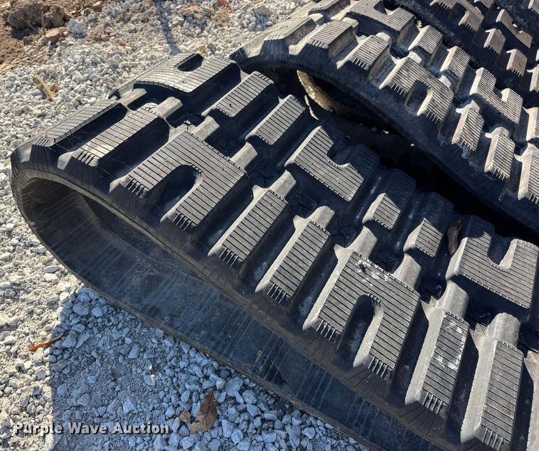 image for item ER0025 (2) sets of tracks