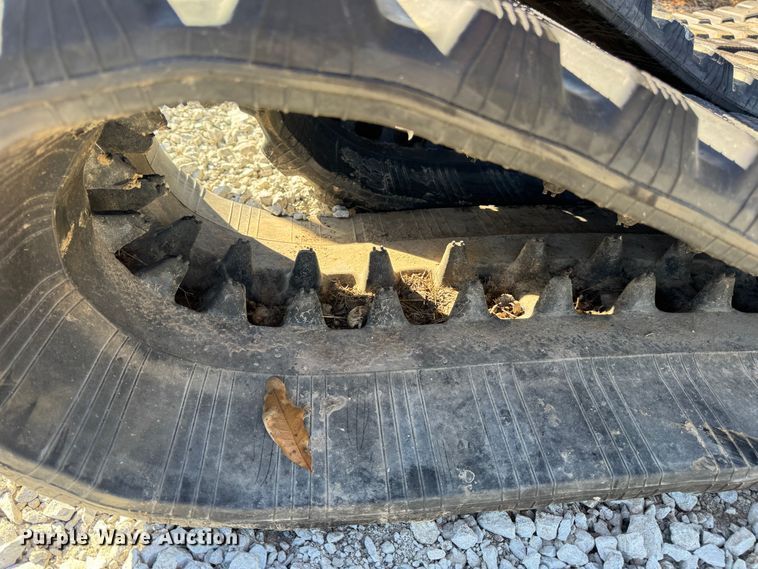 image for item ER0025 (2) sets of tracks