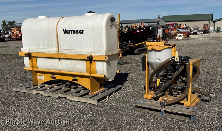 image for item ER0219 2016 Vermeer MX125 fluid mixing system