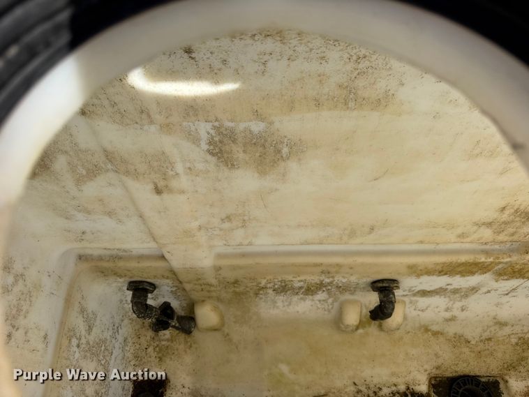 image for item ER0219 2016 Vermeer MX125 fluid mixing system