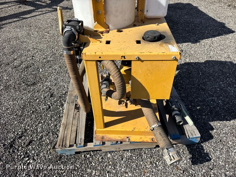 image for item ER0219 2016 Vermeer MX125 fluid mixing system
