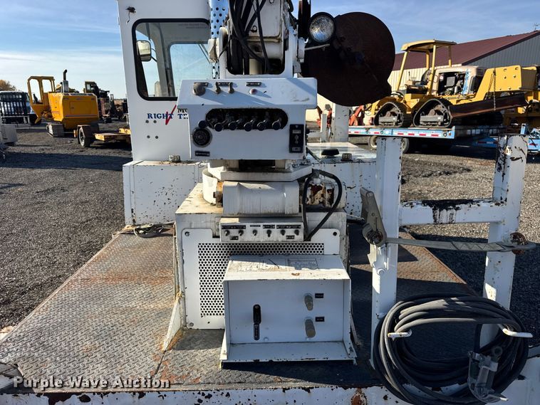 image for item ER0220 VMC Right Track RT01-DD mini digger derrick