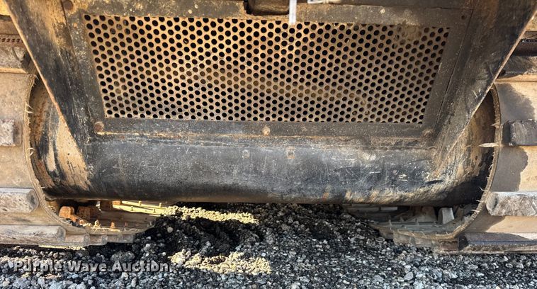 image for item ER0220 VMC Right Track RT01-DD mini digger derrick