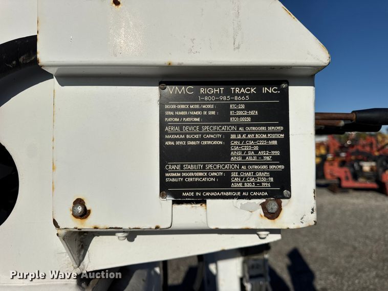 image for item ER0220 VMC Right Track RT01-DD mini digger derrick