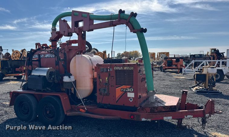 image for item ER0221 2017 Ditch Witch FX30 vacuum excavator