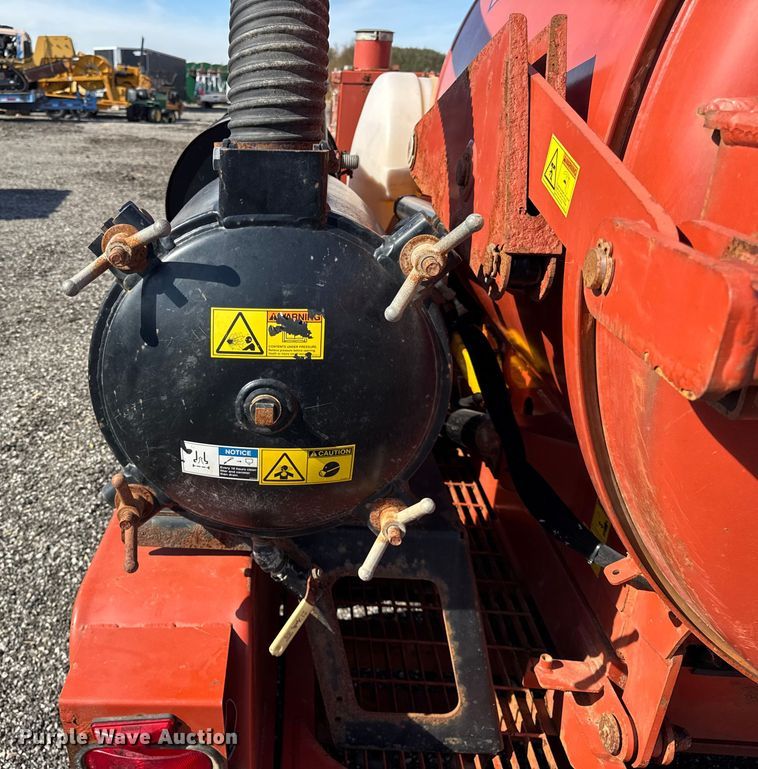 image for item ER0221 2017 Ditch Witch FX30 vacuum excavator