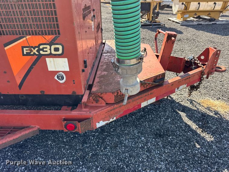 image for item ER0221 2017 Ditch Witch FX30 vacuum excavator