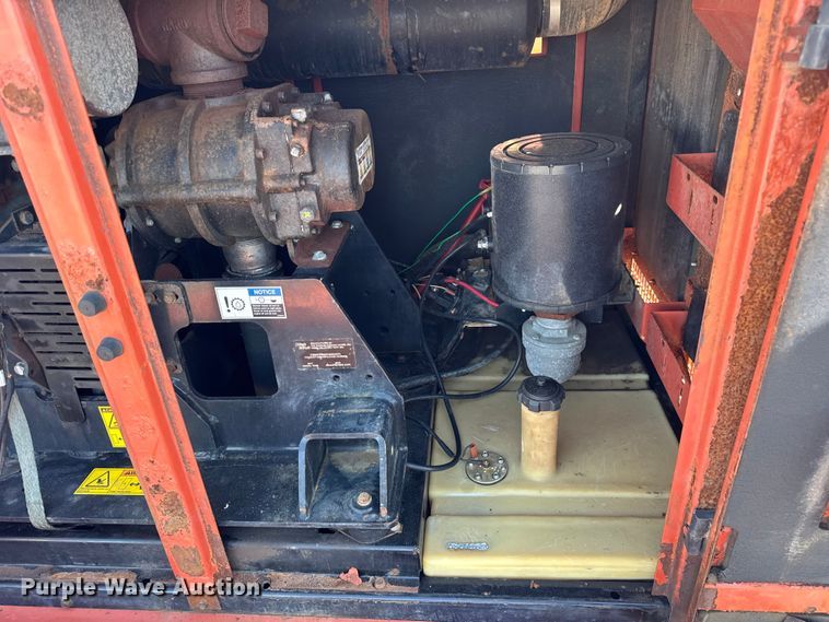 image for item ER0221 2017 Ditch Witch FX30 vacuum excavator