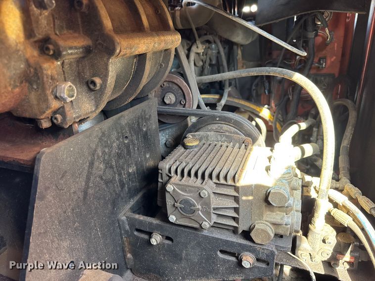 image for item ER0221 2017 Ditch Witch FX30 vacuum excavator