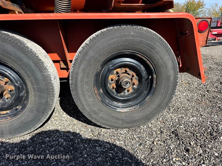 image for item ER0221 2017 Ditch Witch FX30 vacuum excavator