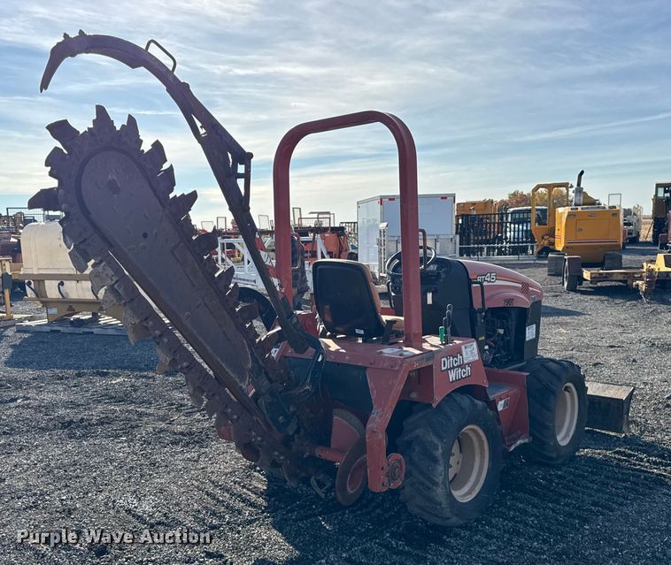 image for item ER0222 2014 Ditch Witch RT45 trencher