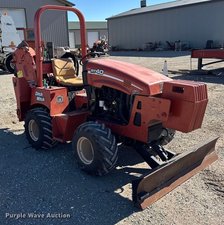 image for item ER0224 2006 Ditch Witch RT40 trencher