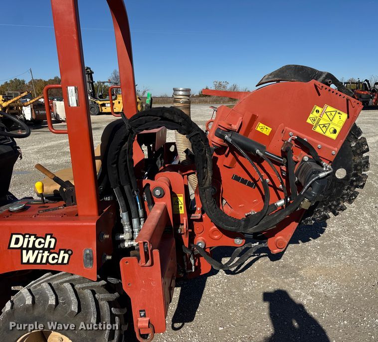 image for item ER0224 2006 Ditch Witch RT40 trencher