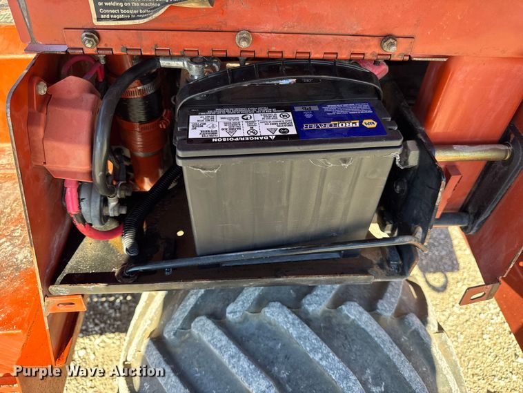 image for item ER0224 2006 Ditch Witch RT40 trencher