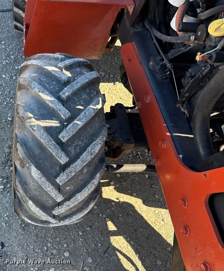 image for item ER0224 2006 Ditch Witch RT40 trencher