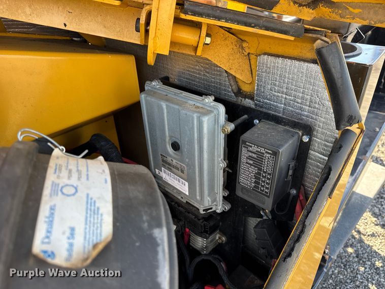 image for item ER0226 2016 Vermeer D23X30III directional boring unit