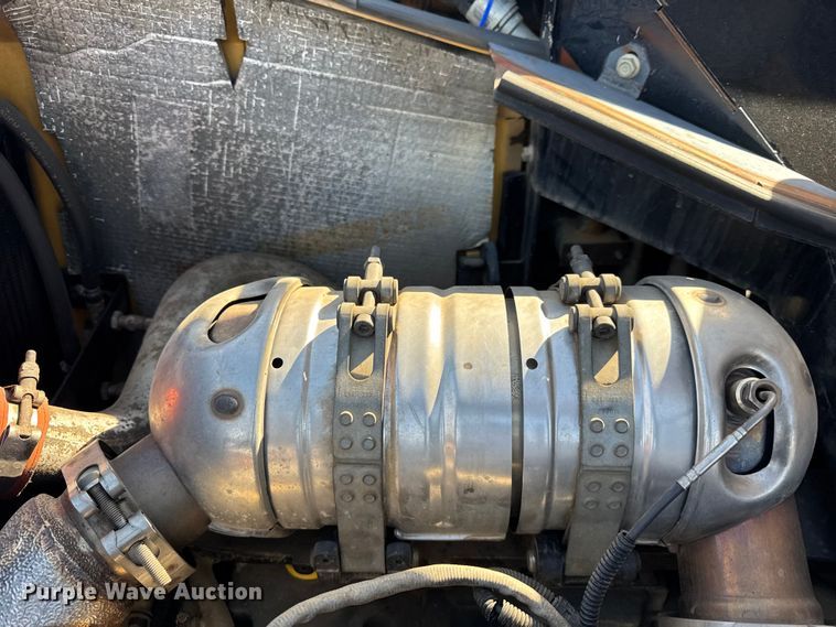 image for item ER0226 2016 Vermeer D23X30III directional boring unit