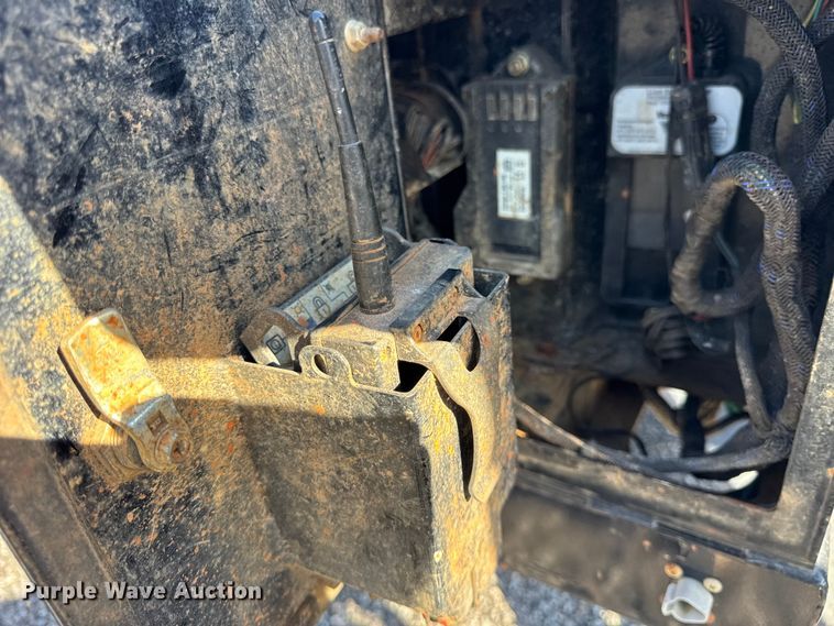 image for item ER0226 2016 Vermeer D23X30III directional boring unit