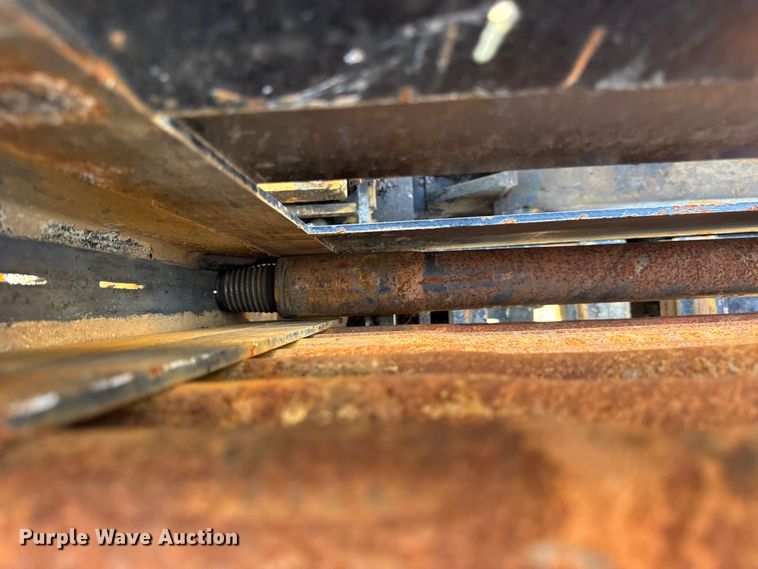 image for item ER0226 2016 Vermeer D23X30III directional boring unit