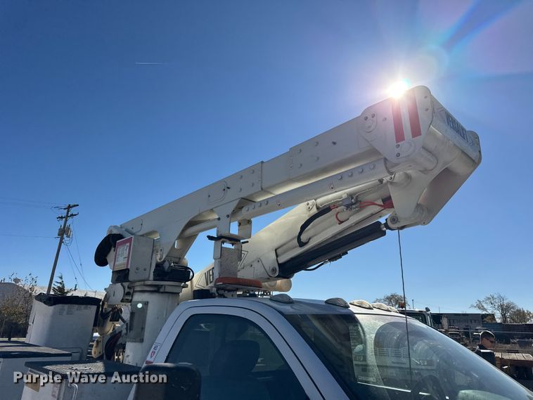 image for item ER0234 2016 RAM 5500 bucket truck