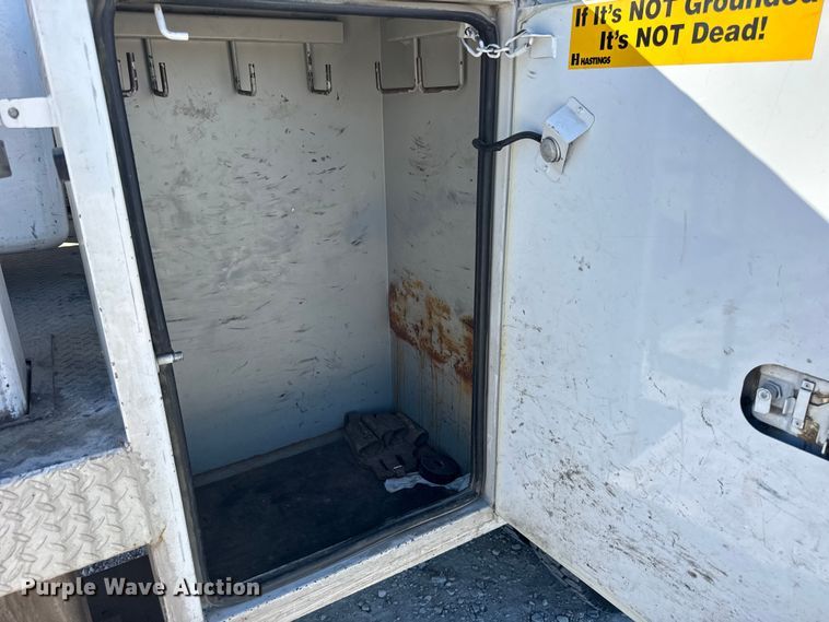 image for item ER0234 2016 RAM 5500 bucket truck