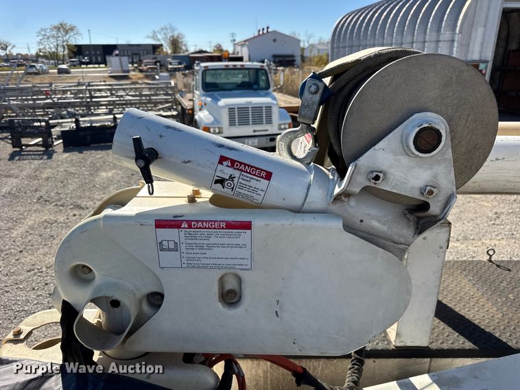 image for item ER0234 2016 RAM 5500 bucket truck