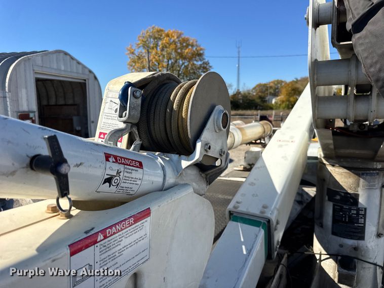 image for item ER0234 2016 RAM 5500 bucket truck