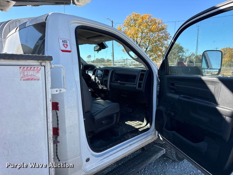image for item ER0234 2016 RAM 5500 bucket truck