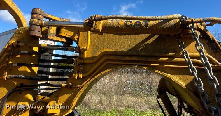 image for item ER0247 Caterpillar 613 elevating scraper