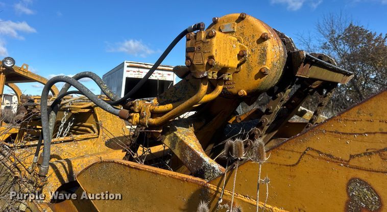 image for item ER0247 Caterpillar 613 elevating scraper