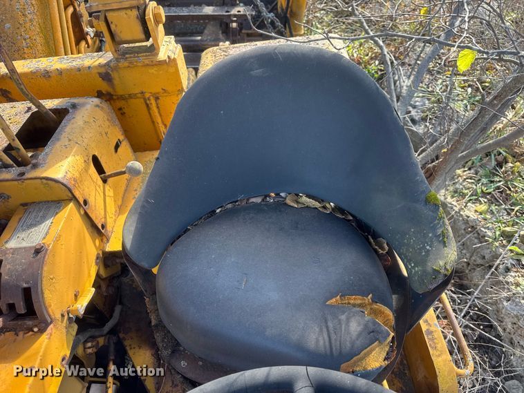 image for item ER0247 Caterpillar 613 elevating scraper