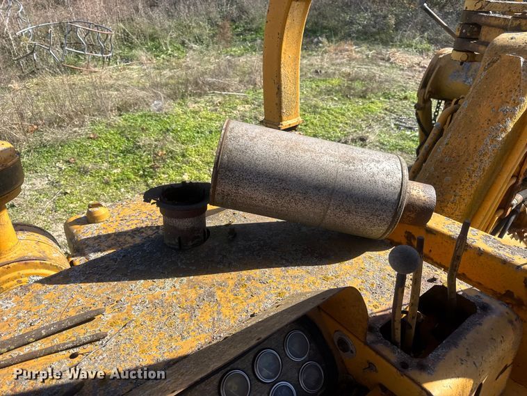 image for item ER0247 Caterpillar 613 elevating scraper